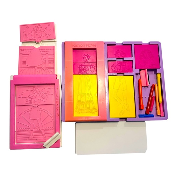 Vintage 1989 Hasbro TOMY Fashion Plates Play Set #5944 Lot TWO Sets 23 Plates - Picture 1 of 15